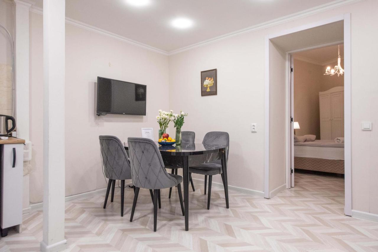 Old Town-Booking Apartment Tbiliszi Kültér fotó